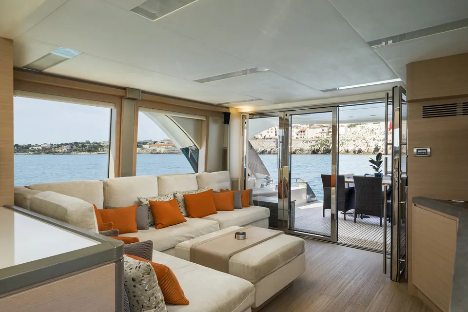 Crazy Diamond, 2016 Monte Carlo Yachts MCY 70, photo 28
