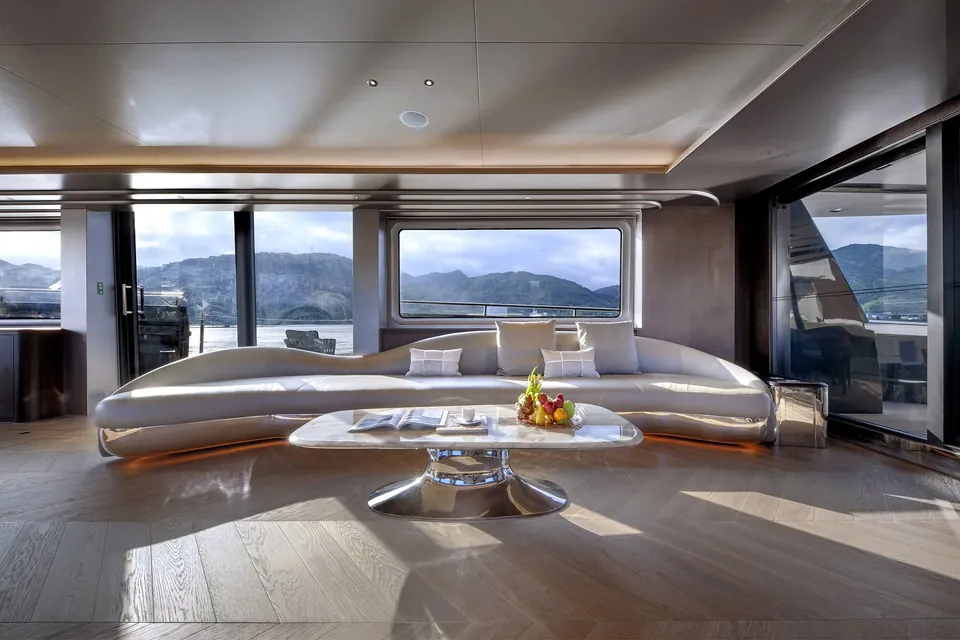 2027 Allegro Yachts Flybridge 98, photo 4