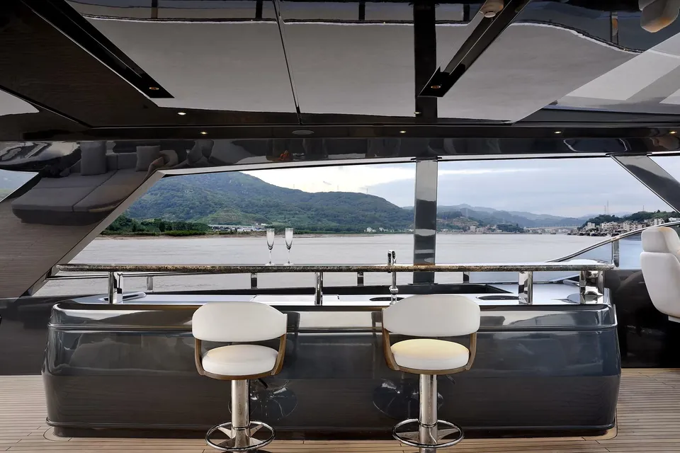 2027 Allegro Yachts Flybridge 98, photo 16