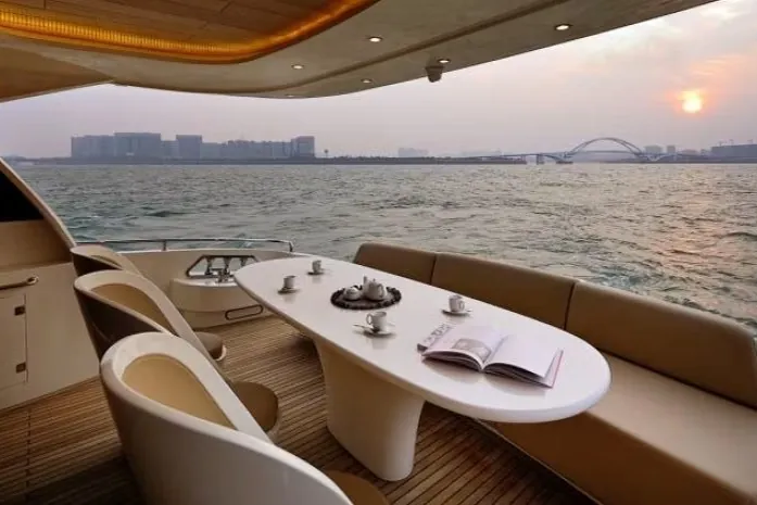 Allegro Flybridge 82 Model-X, 2027 Allegro Yachts Flybridge 82, photo 8