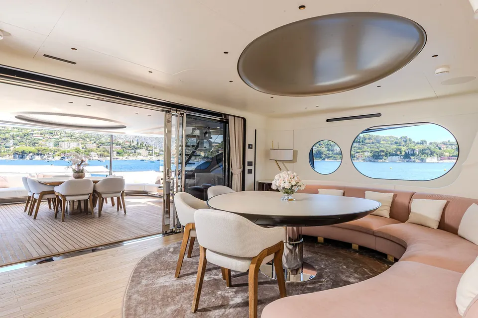 Blue Eyes, 2024 Azimut Grande Trideck, photo 13