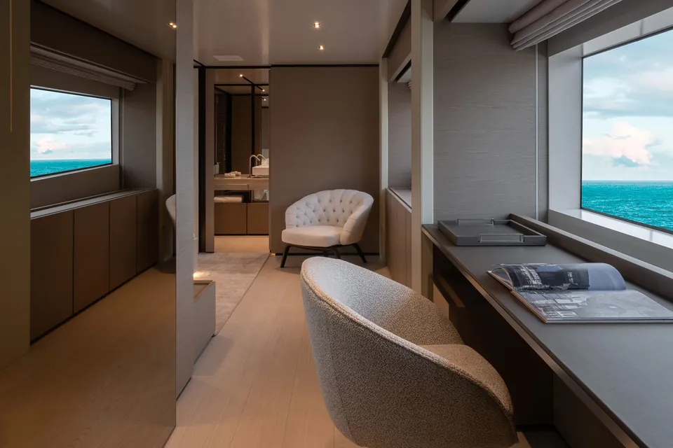 Adelia, 2021 Custom Line Navetta 33, photo 12