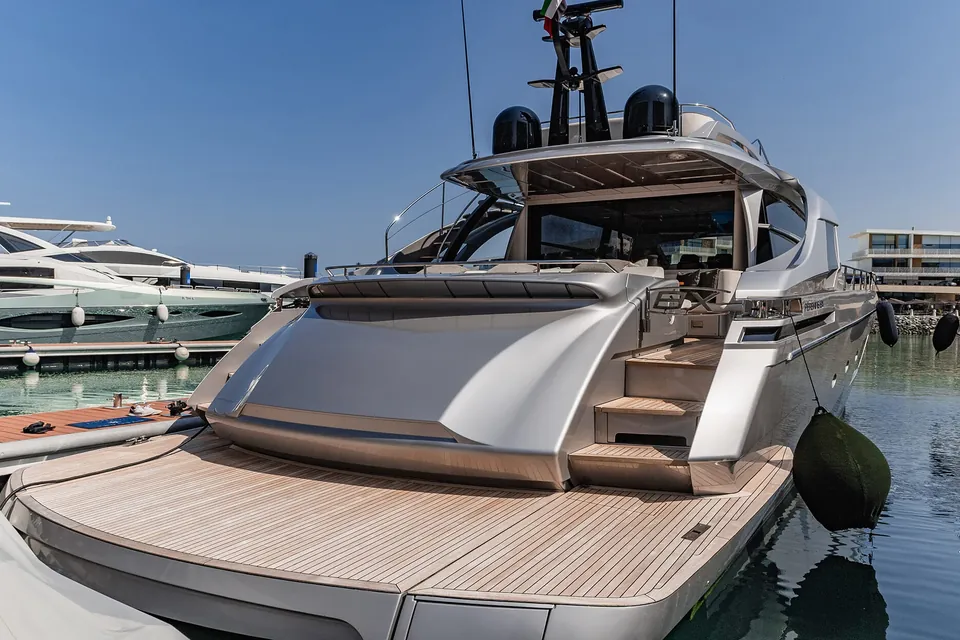 2021 Pershing 8X, photo 2