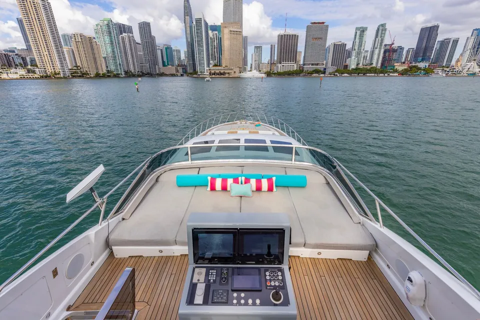 Sayonara, 2015 Mangusta 94, photo 2