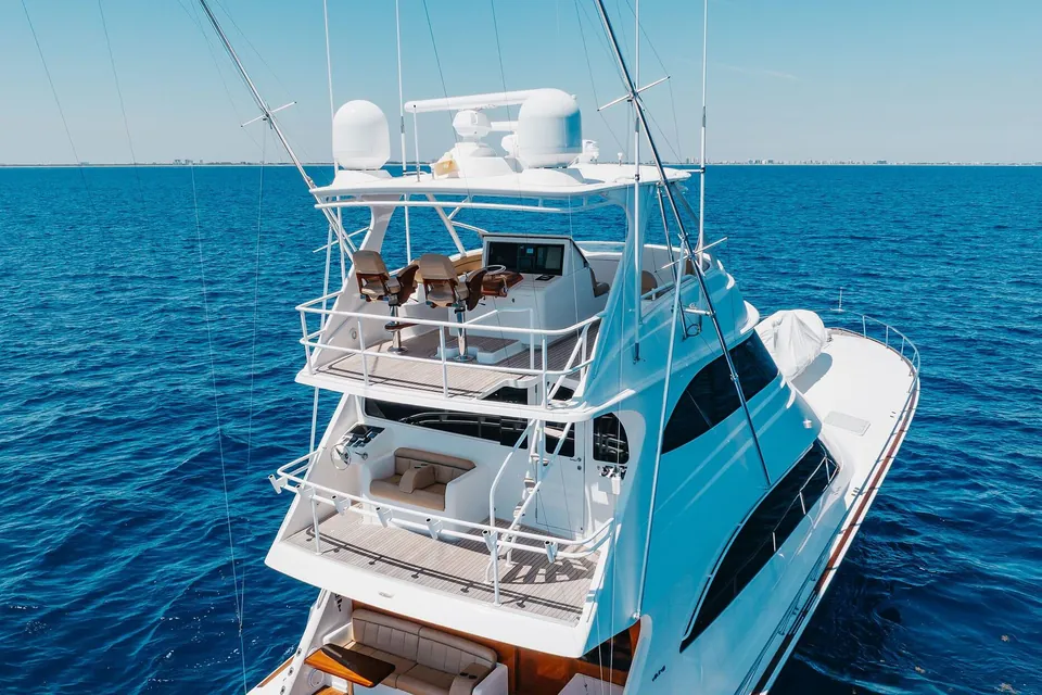 Victory, 2016 Viking Yachts 82EB, photo 5