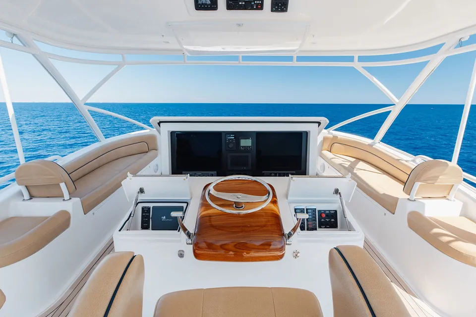 Victory, 2016 Viking Yachts 82EB, photo 9