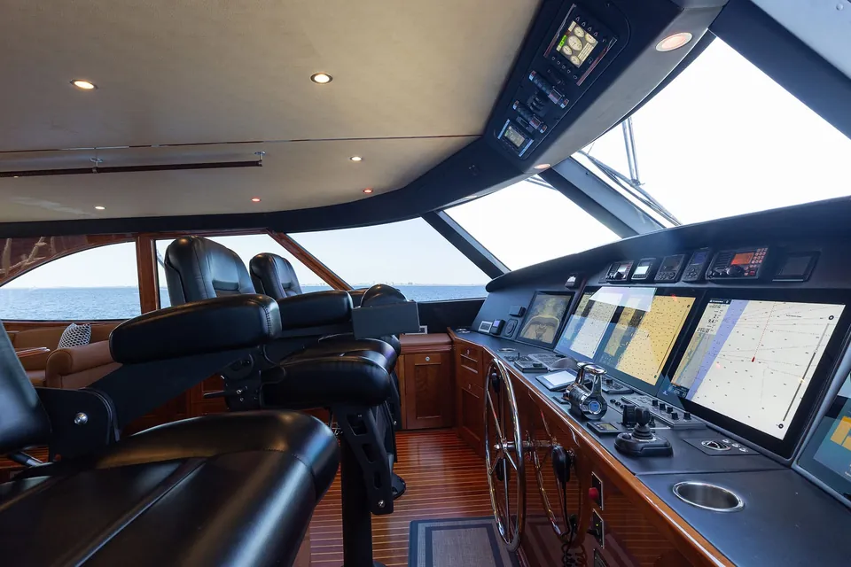 Victory, 2016 Viking Yachts 82EB, photo 14