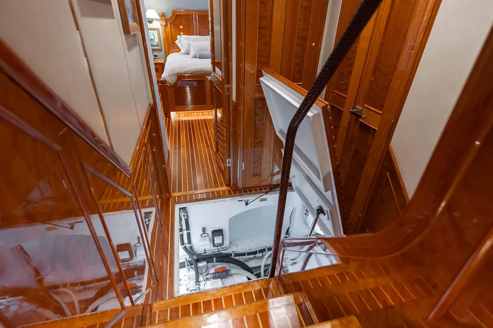 Victory, 2016 Viking Yachts 82EB, photo 27