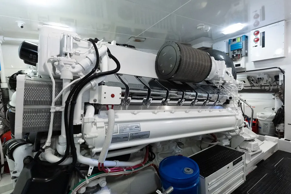 Victory, 2016 Viking Yachts 82EB, photo 29