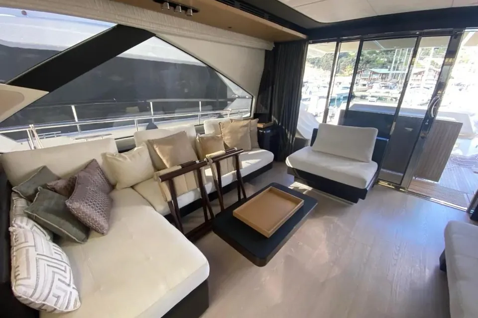 Titta, 2016 Azimut 77S, photo 4
