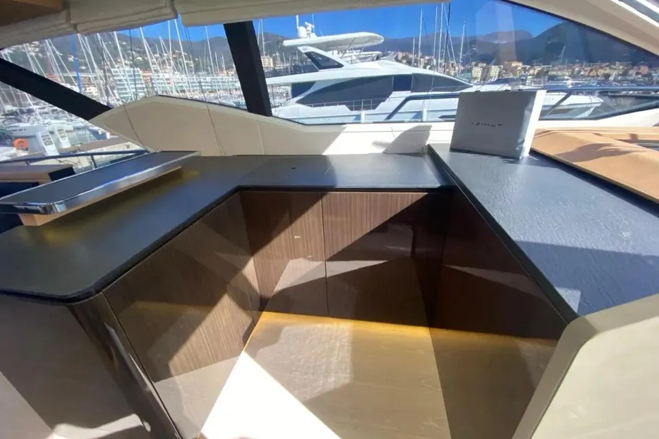 Titta, 2016 Azimut 77S, photo 6