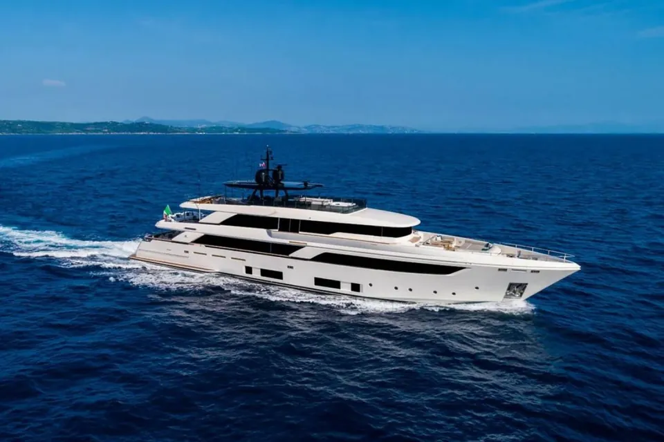 Albus, 2025 Custom Line Navetta 42, photo 1