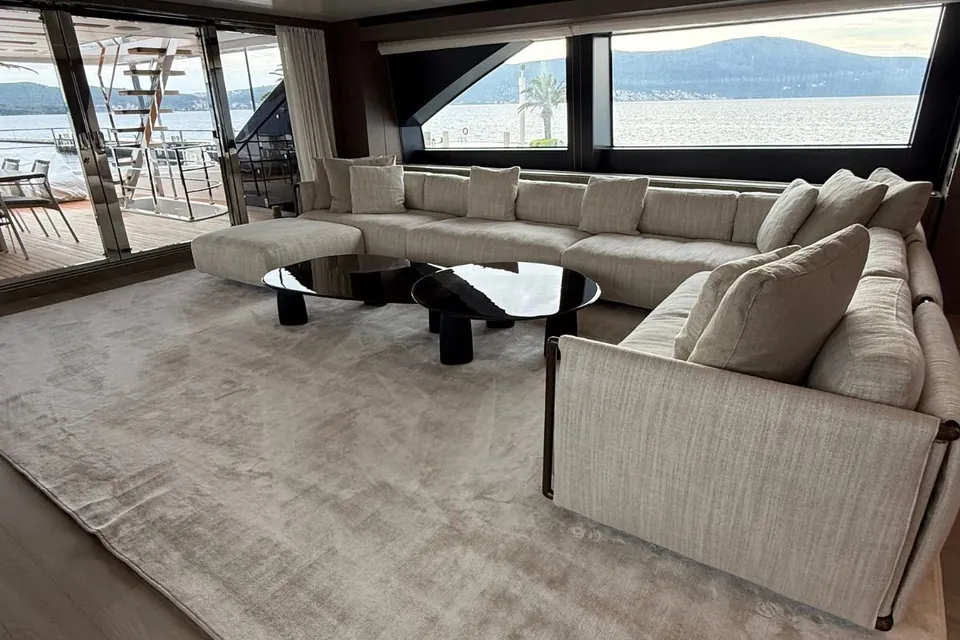 Albus, 2025 Custom Line Navetta 42, photo 18