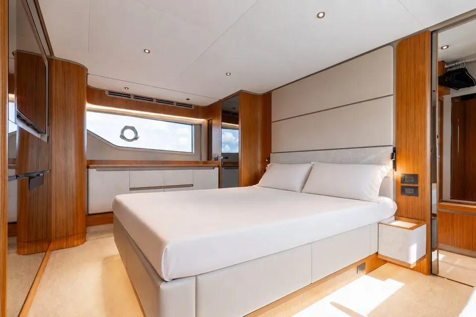 Katrin I, 2025 Ferretti 670, photo 11
