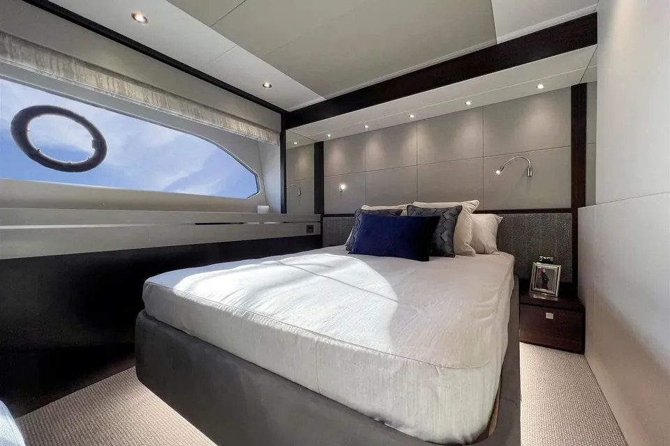 2024 Sunseeker 76 Yacht, photo 13
