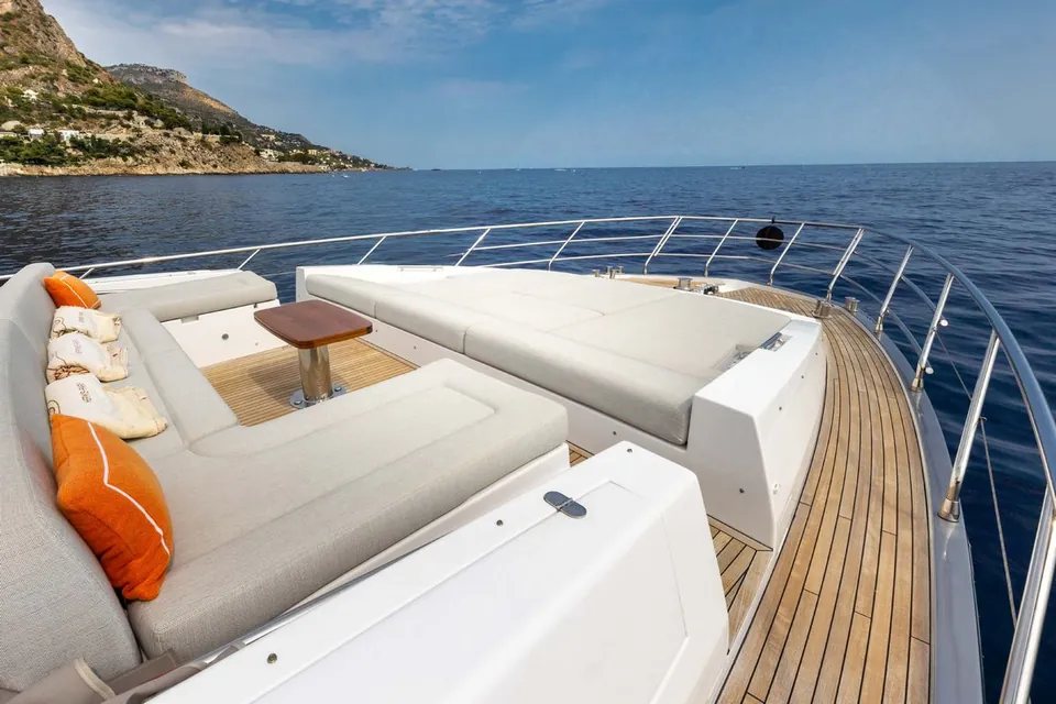 Bella Katrin, 2023 Azimut Fly 72, photo 8