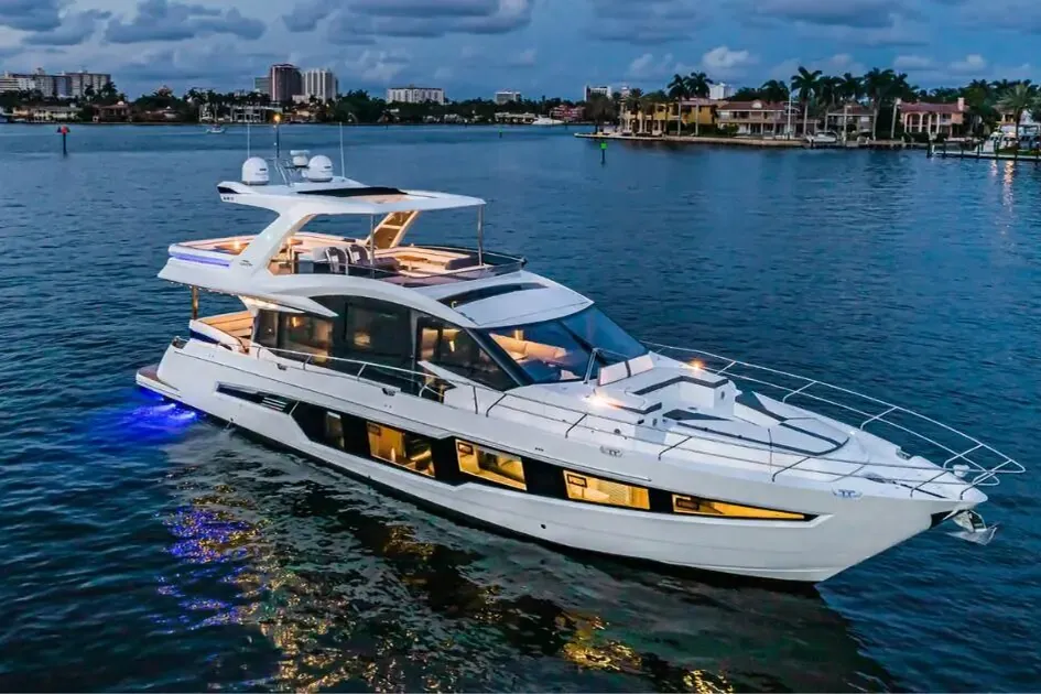 2027 Galeon 680 Fly, photo 1