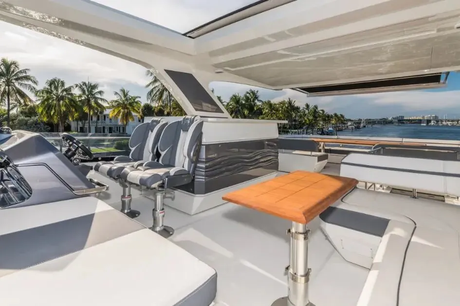 2027 Galeon 680 Fly, photo 8