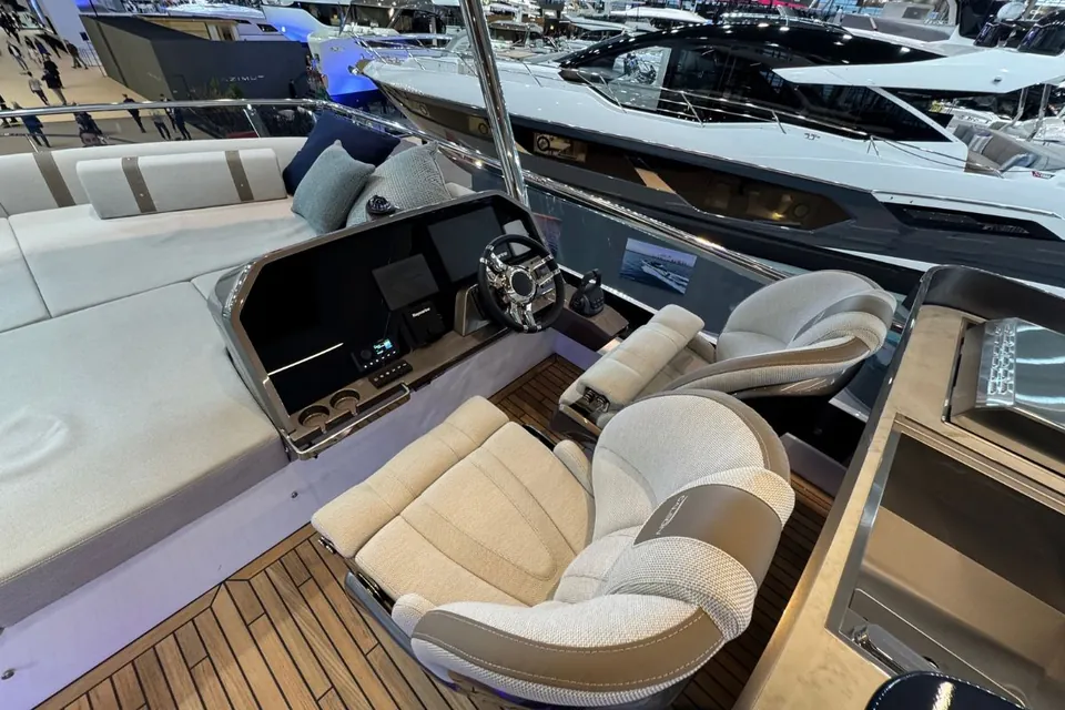 2027 Galeon 640 Fly, photo 18
