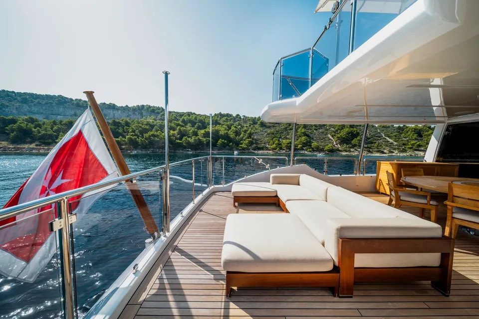 Afina, 2017 Benetti Tradition Supreme 108, photo 14