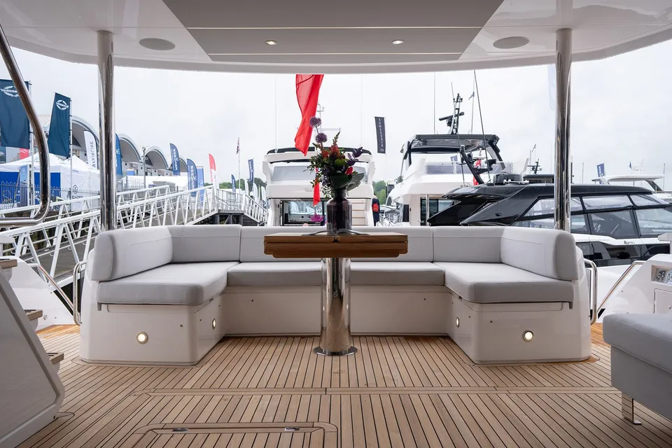 Naama, 2024 Sunseeker 76 Yacht, photo 10