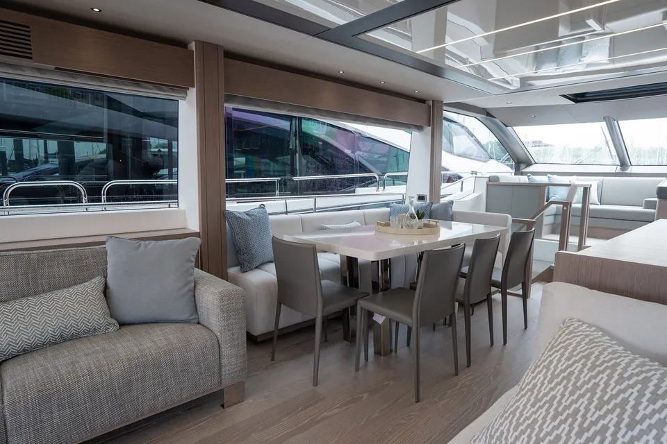 Naama, 2024 Sunseeker 76 Yacht, photo 14