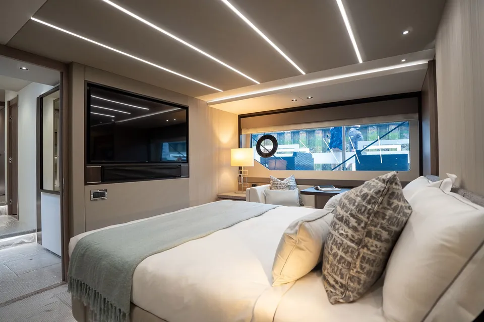 Naama, 2024 Sunseeker 76 Yacht, photo 21