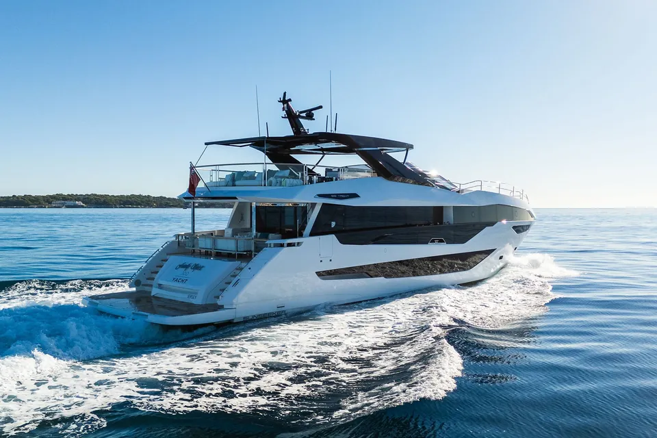 Family Spirit, 2023 Sunseeker 100 Yacht, photo 7