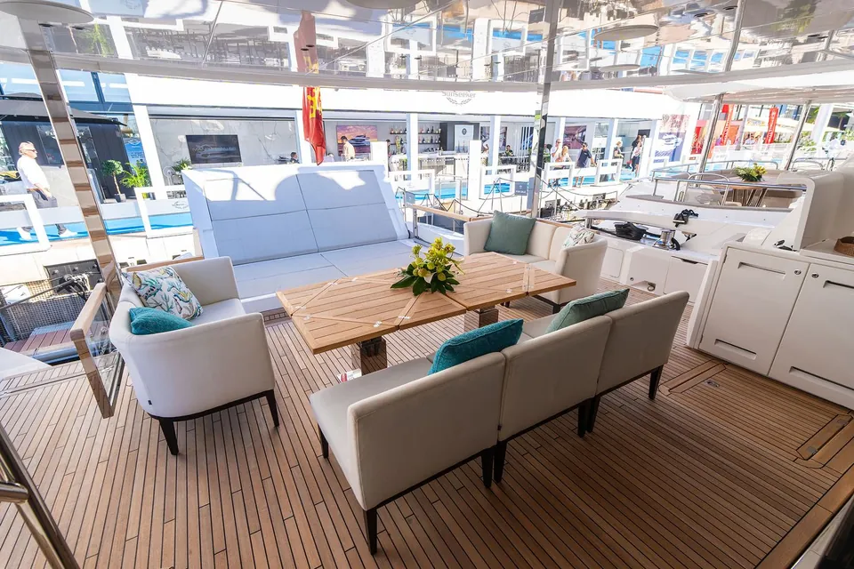 Family Spirit, 2023 Sunseeker 100 Yacht, photo 27