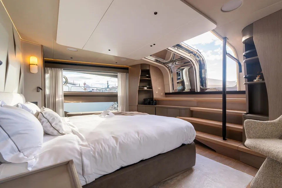 Family Spirit, 2023 Sunseeker 100 Yacht, photo 40