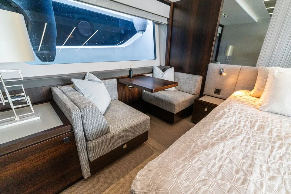 Bella Gee, 2023 Sunseeker 76 Yacht, photo 33
