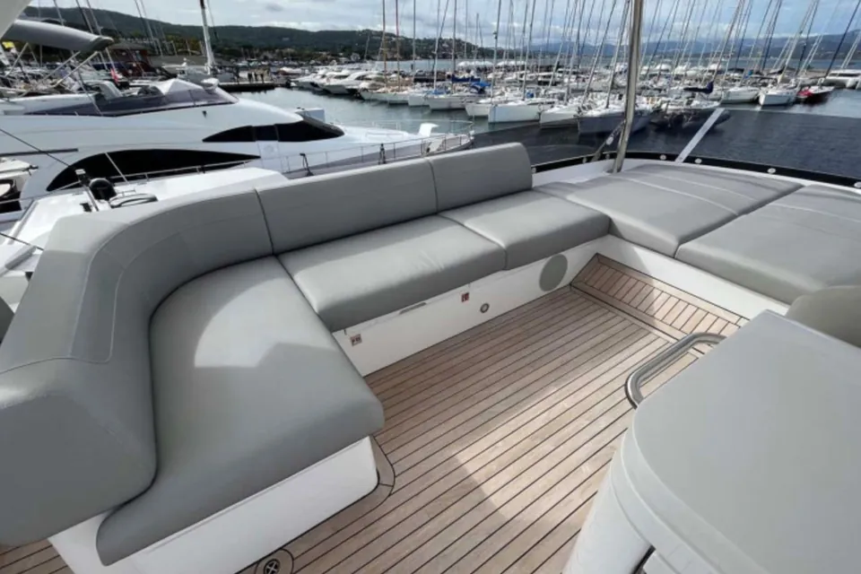 Macesan, 2023 Sunseeker Manhattan 68 (Mk1), photo 7