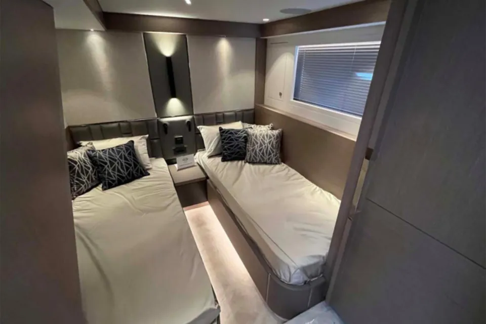 Macesan, 2023 Sunseeker Manhattan 68 (Mk1), photo 15