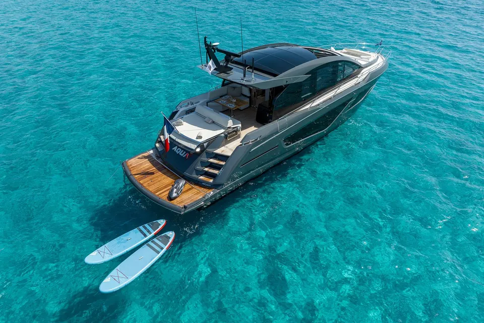 Aqua, 2023 Sunseeker Predator 65, photo 9