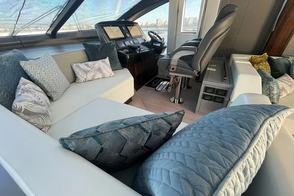 Liam, 2022 Sunseeker Predator 74 XPS, photo 15