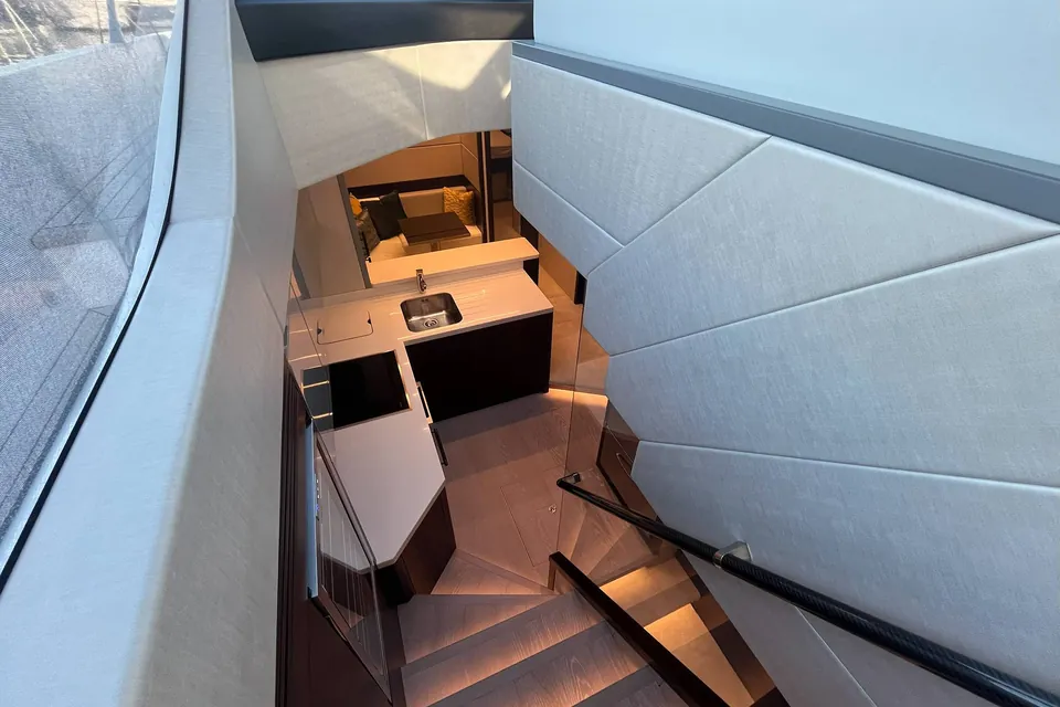 Liam, 2022 Sunseeker Predator 74 XPS, photo 16