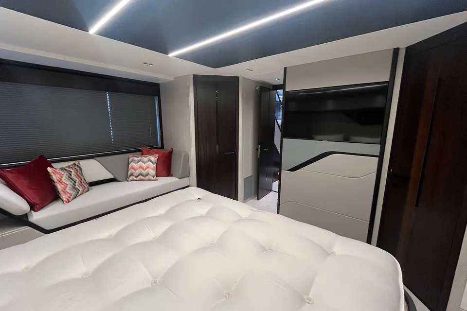 Liam, 2022 Sunseeker Predator 74 XPS, photo 22