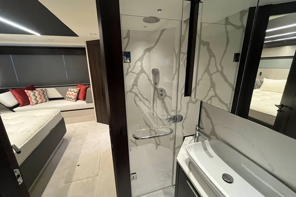 Liam, 2022 Sunseeker Predator 74 XPS, photo 25