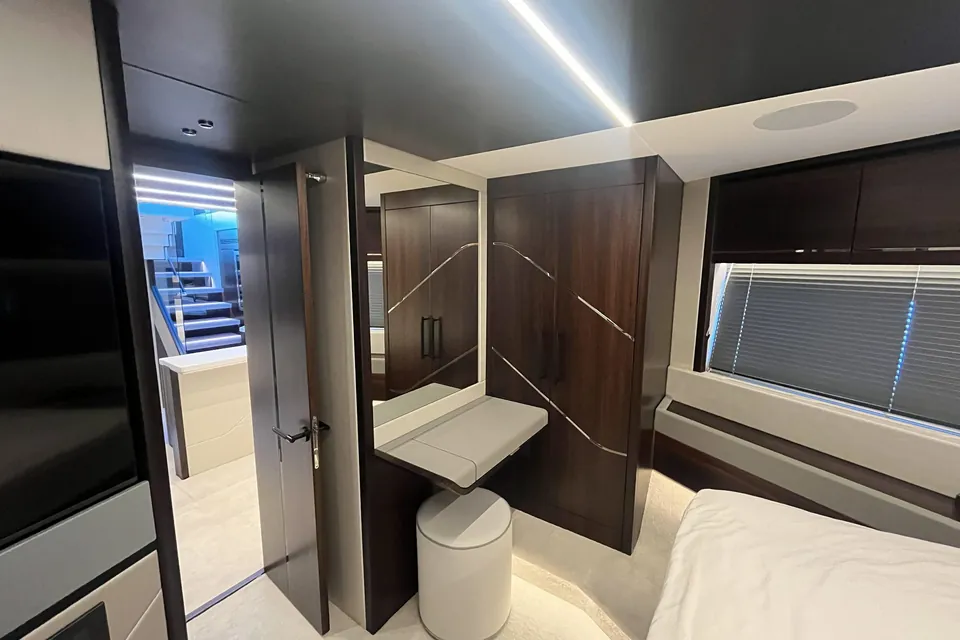 Liam, 2022 Sunseeker Predator 74 XPS, photo 27