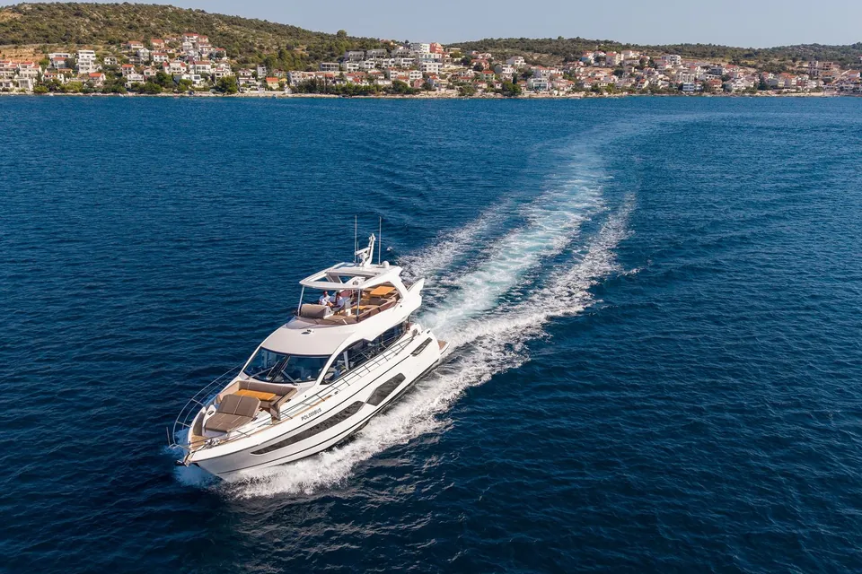 Odyssey, 2022 Sunseeker Manhattan 68 (Mk1), photo 3