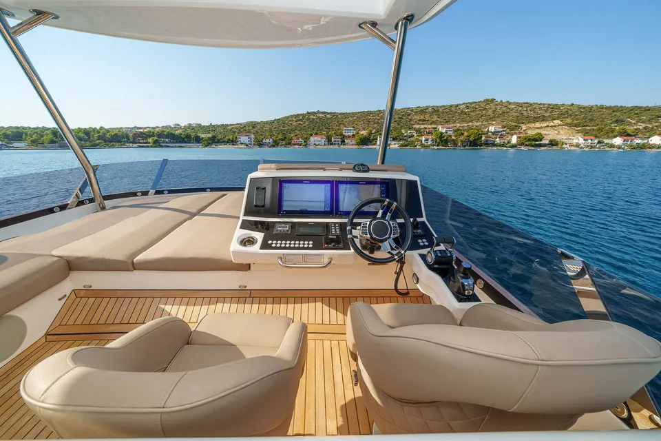 Odyssey, 2022 Sunseeker Manhattan 68 (Mk1), photo 13