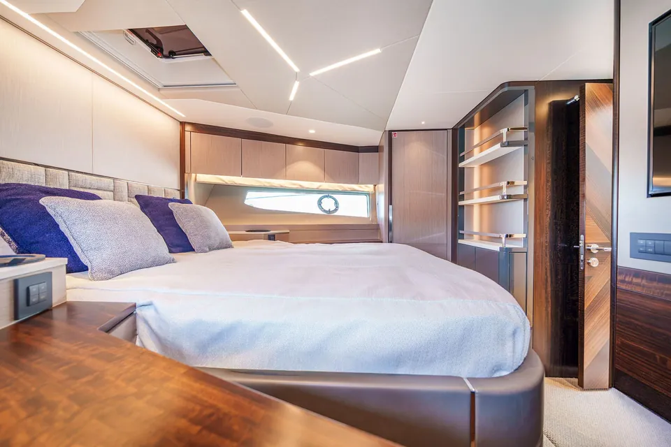 Odyssey, 2022 Sunseeker Manhattan 68 (Mk1), photo 41