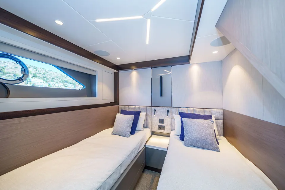 Odyssey, 2022 Sunseeker Manhattan 68 (Mk1), photo 44