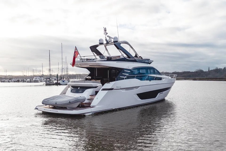 That's Life II, 2020 Fairline Squadron 68 (Mk2), photo 5