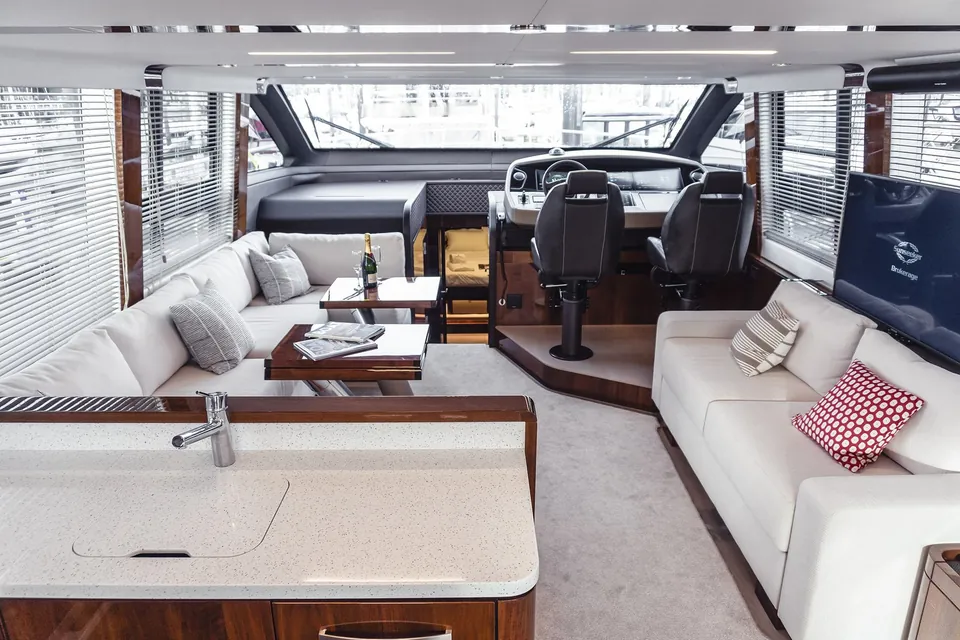 That's Life II, 2020 Fairline Squadron 68 (Mk2), photo 13