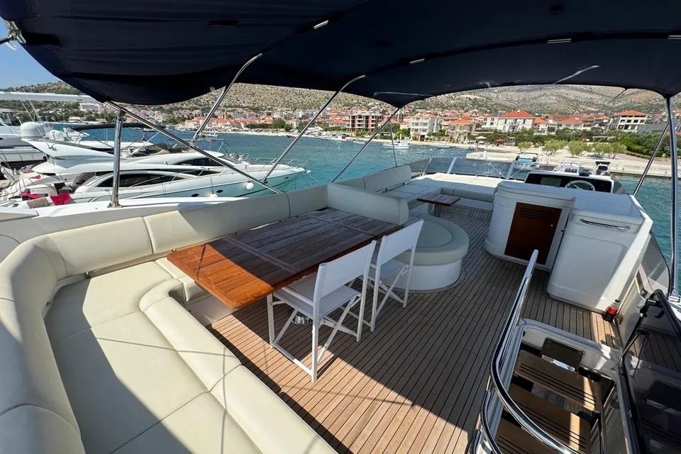 Serilla, 2019 Sunseeker Manhattan 66, photo 2