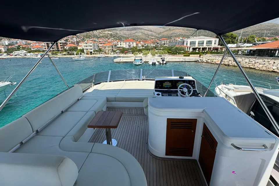 Serilla, 2019 Sunseeker Manhattan 66, photo 3
