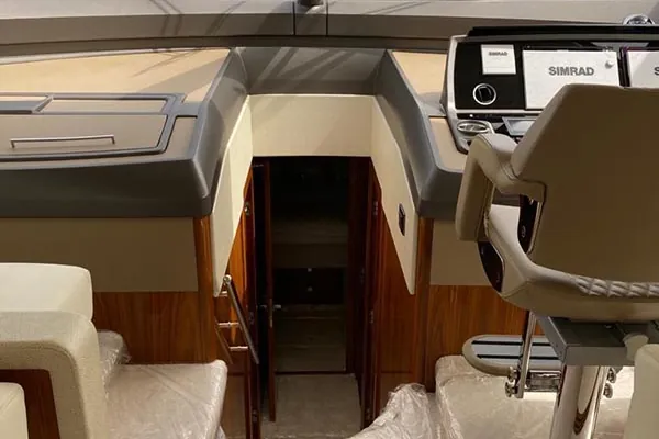 Only for Show, 2018 Sunseeker Manhattan 66, photo 9