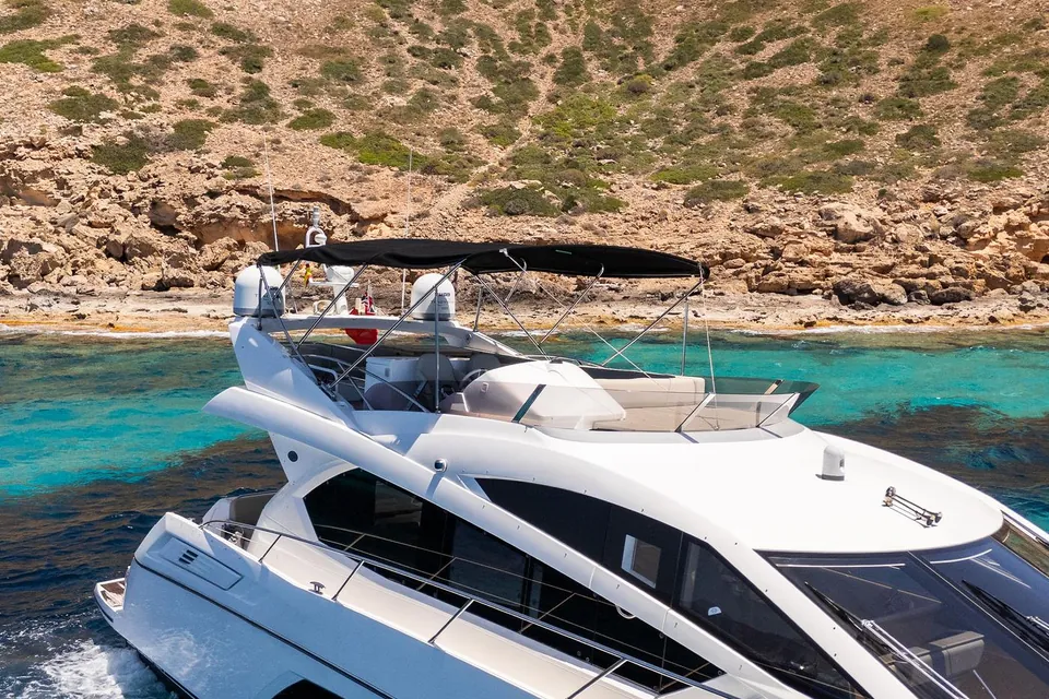 Lady Maria, 2015 Sunseeker Manhattan 65, photo 4