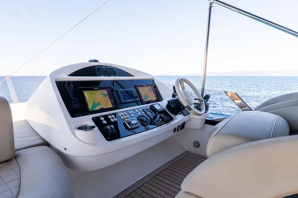 Lady Maria, 2015 Sunseeker Manhattan 65, photo 10